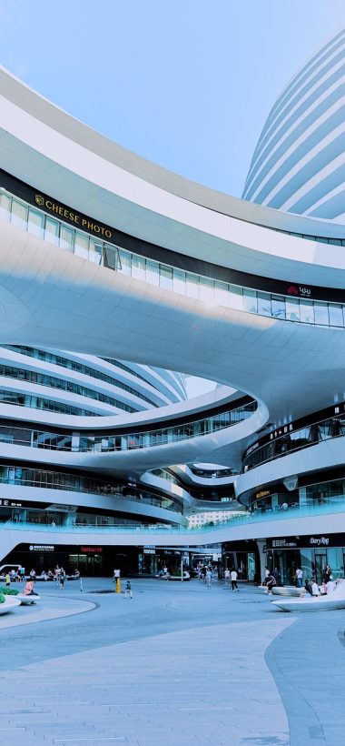中国人事考试中心 App 日程时间轴截图，竖排节点被标成已完成与待办两种状态，珊瑚色圆点标出当前节点